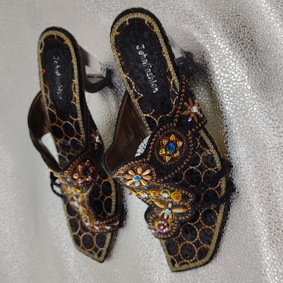 John Fashion Embroidered & Beaded Unique Slides Wedge Heal Size 9 - Picture 5 of 16